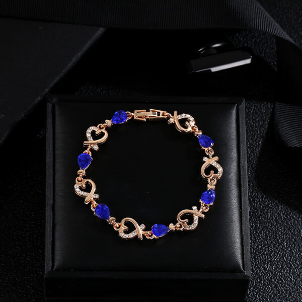 Hollow Love Bracelet With Rhinestones Fashion Temperament Heart-shaped Bracelet For Valentine's Day Gift Jewelry - Image 5